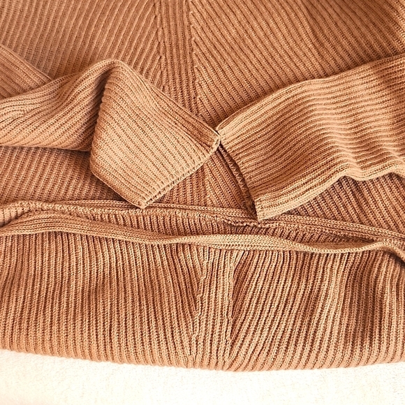 Babaton sweater Chalmers euc - Picture 4 of 5